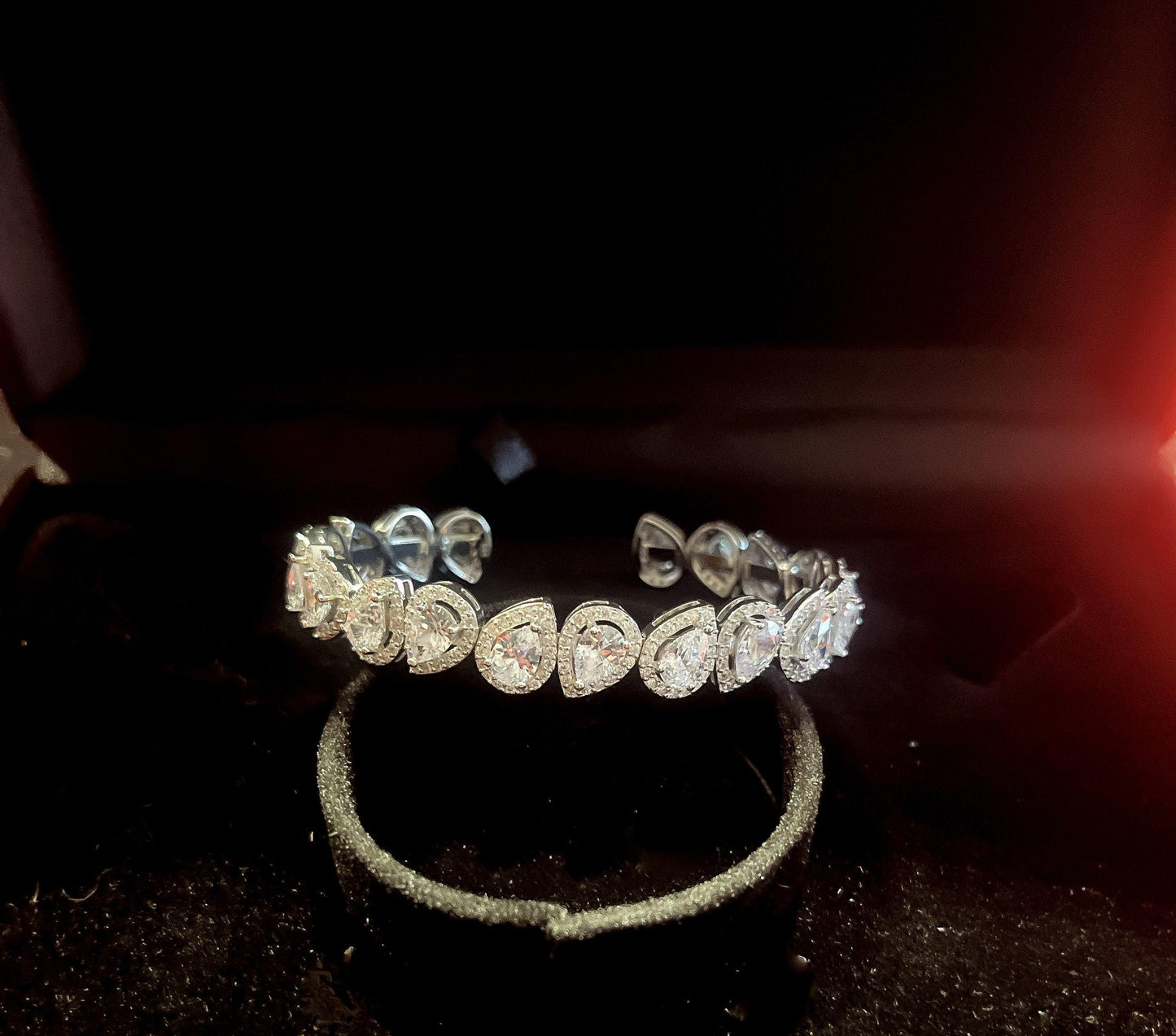Diamond Drop Cut 925 Sterling Silver Madagascar Zircon Covered Bracelet,Super Shiny Drop Cut Handmade 925 Sterling Silver Bracelet - Tracesilver