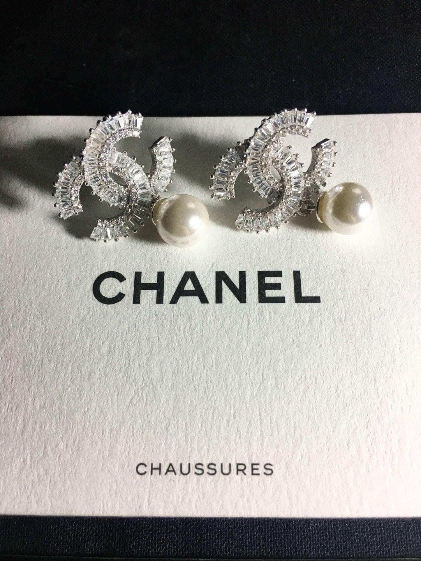 Chanel Jewelry Stud vintage pearl earrings in 925 sterling silver with white zircon baguette stones