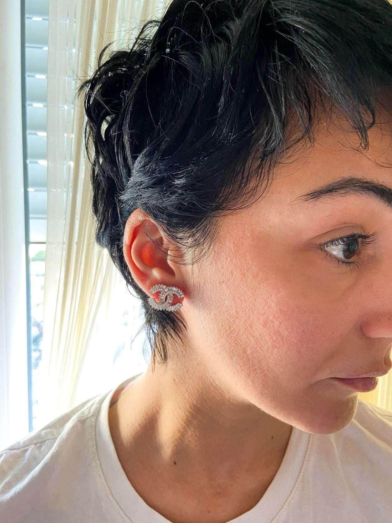 Authentic Chanel 925 Sterling Silver Stud Zircon Stone Baguette Cut Earrings - Tracesilver