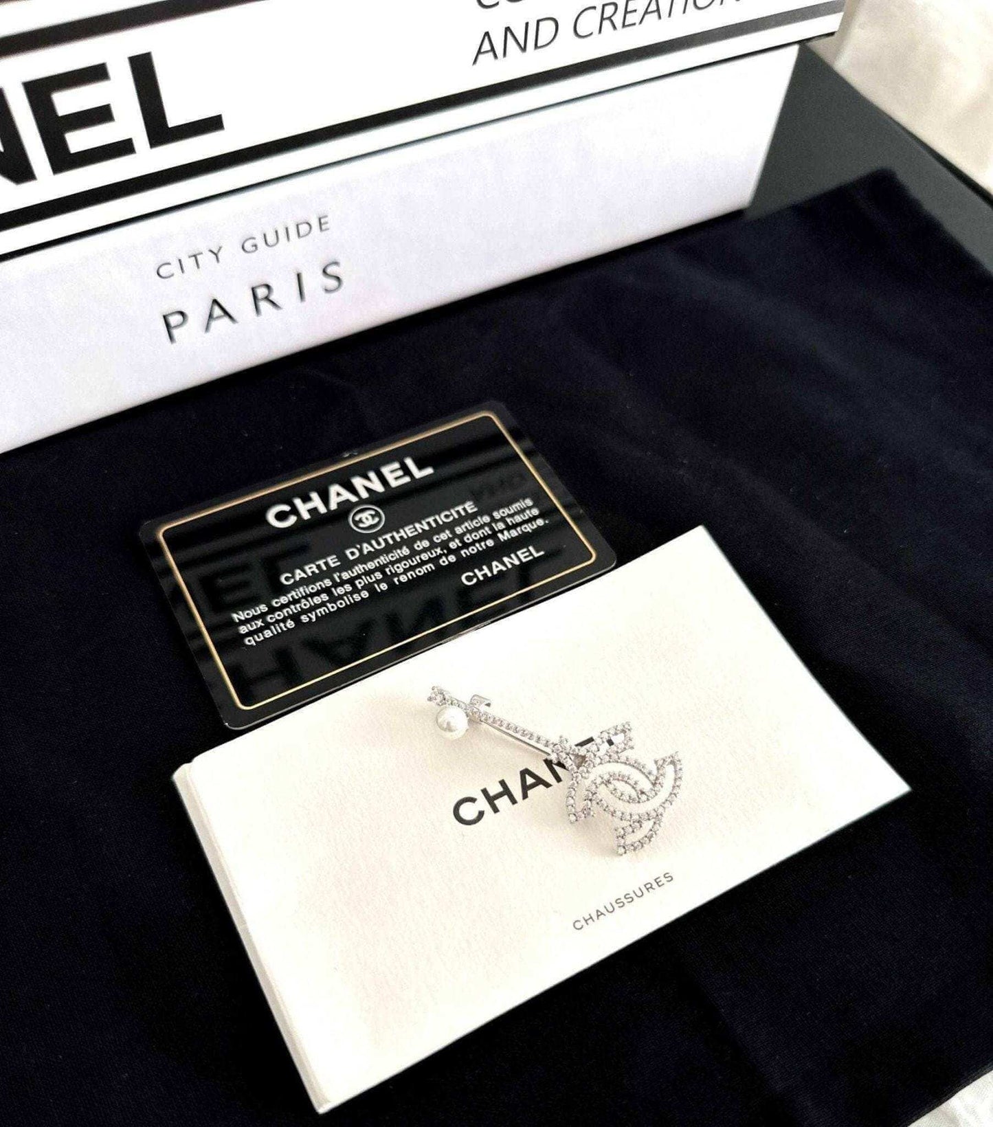 Chanel Brooch Vintage Jewelry Elegant 925 Sterling Silver with Sparkling Zircon Stone Pearl Brooch - Tracesilver