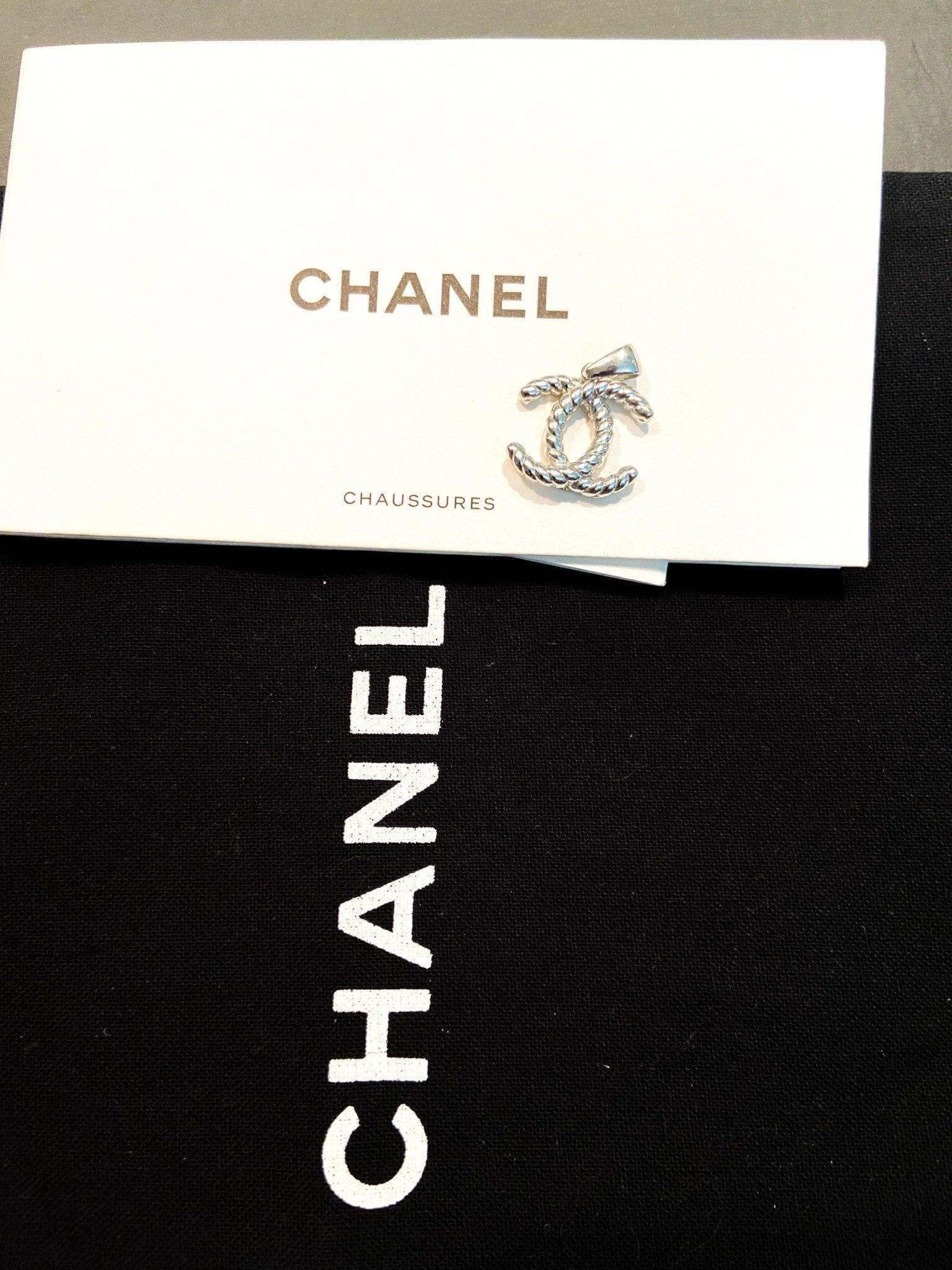 Vintage Chanel Set 925 Sterling Silver logo pin with packaging