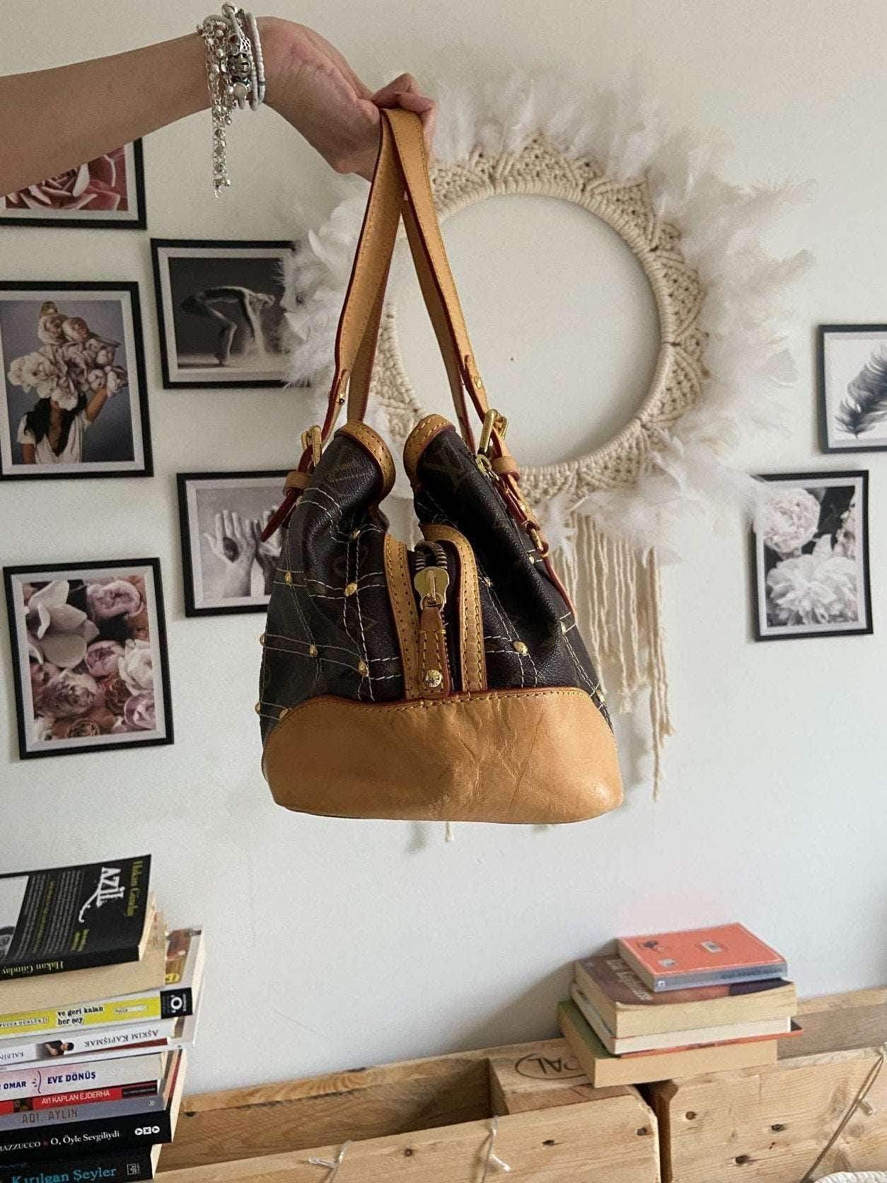 Louis Vuitton Limited Edition Monogram Canvas Riveting Vintage Bag - Tracesilver