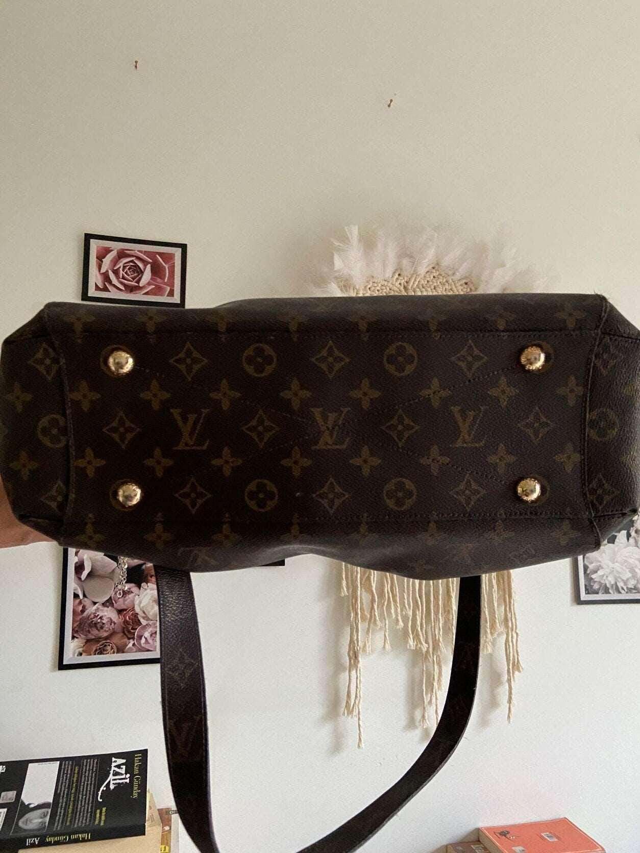 Authentic Louis Vuitton Montaigne Monogram Canvas MM Brown - Tracesilver