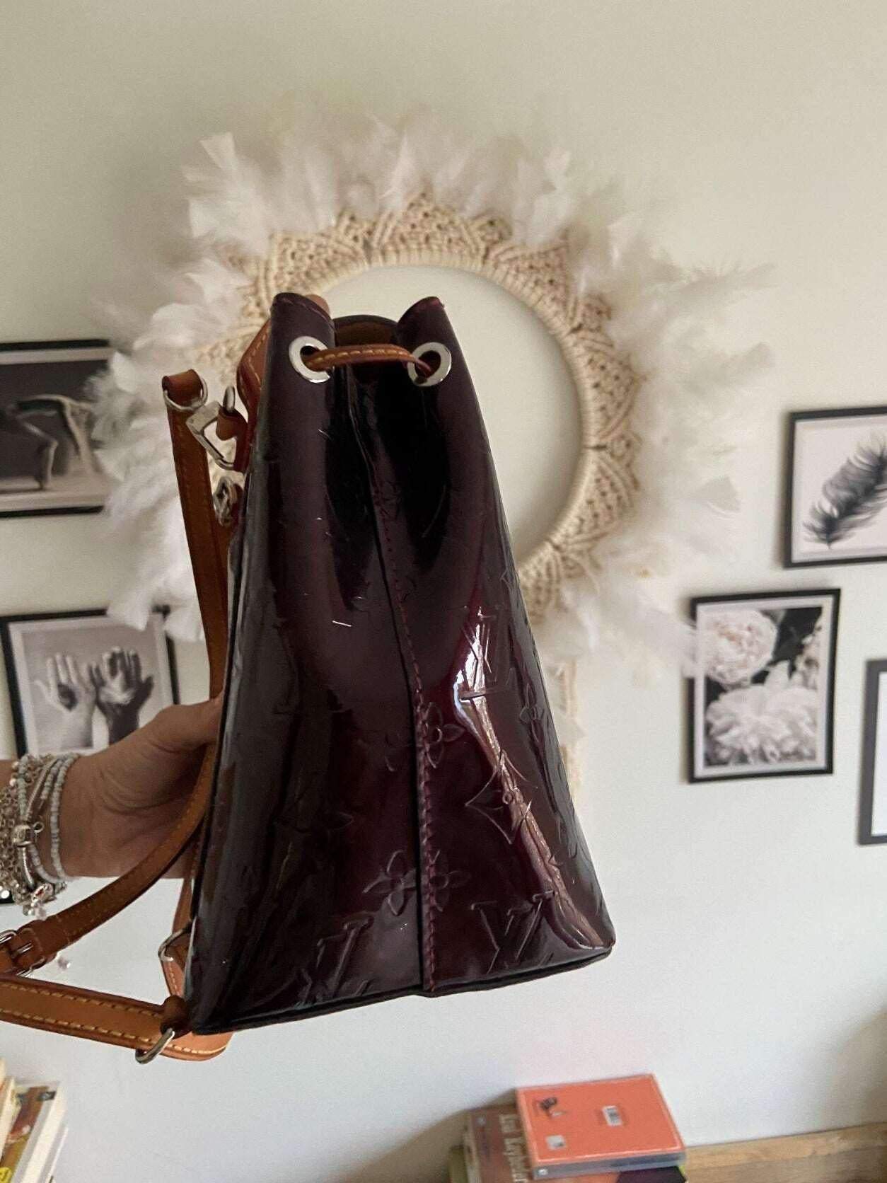 Authentic Louis Vuitton Hot Springs Monogram Vernis Leather Backpack - Tracesilver