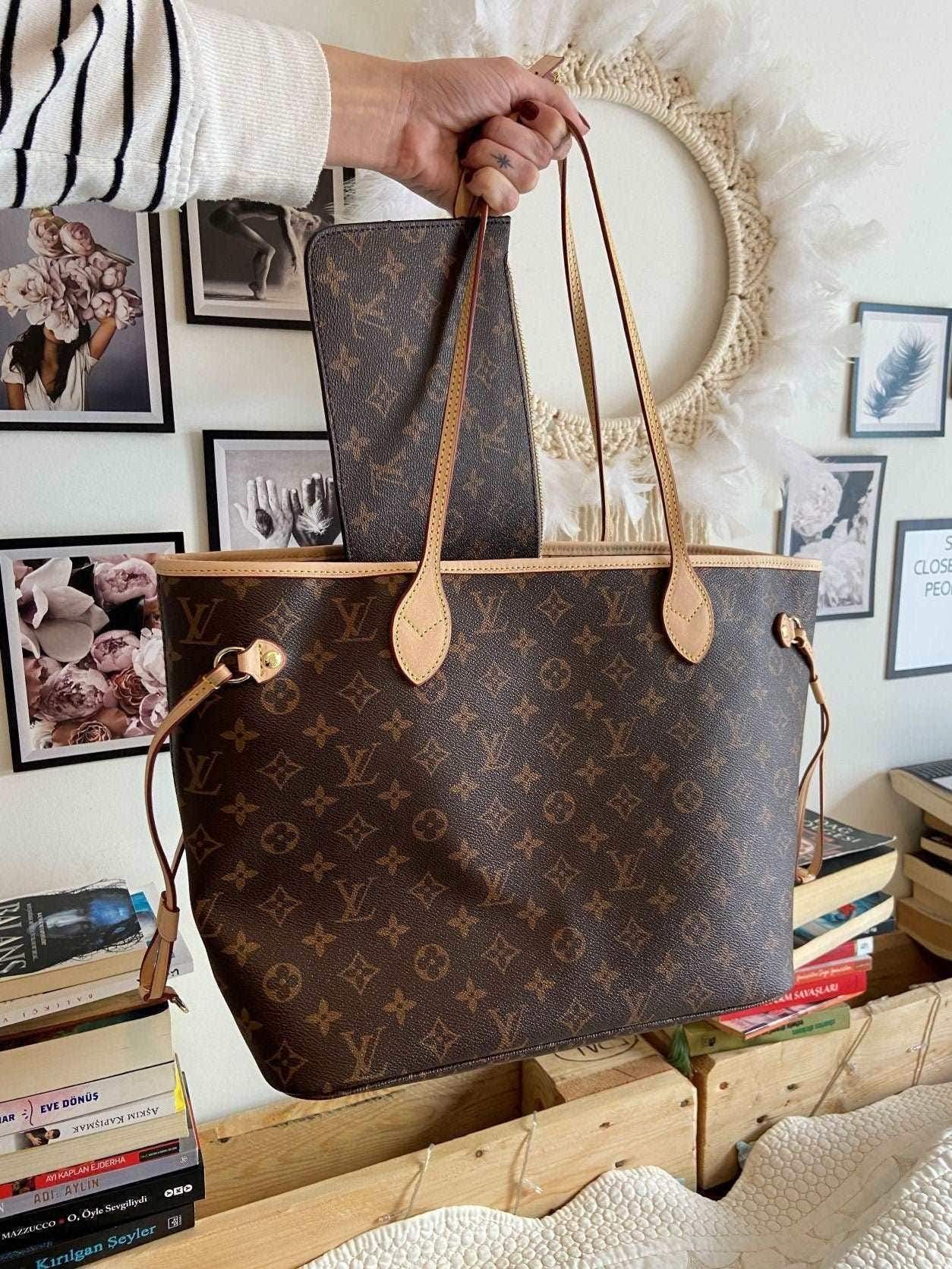 Louis Vuitton Monogram Neverfull MM Handbag LVV - Tracesilver