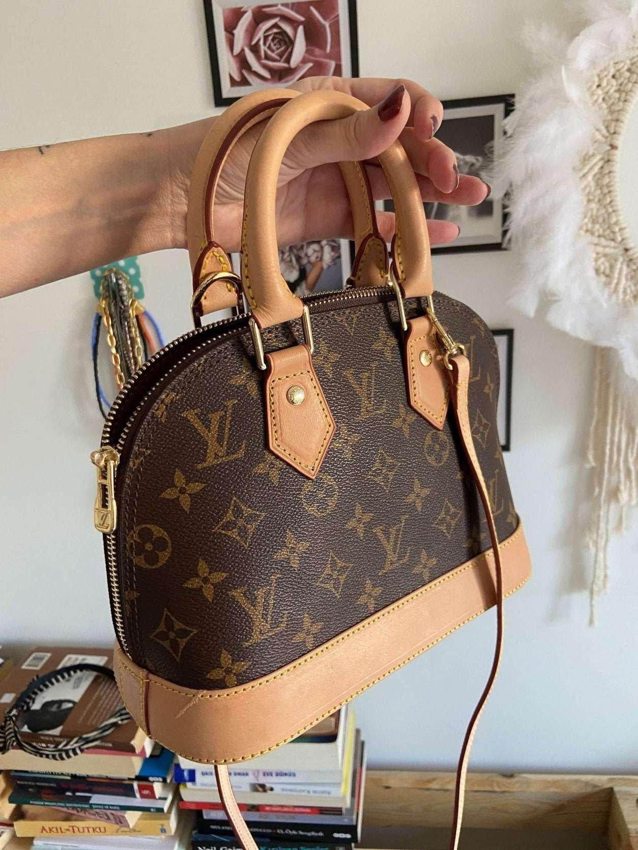 Louis Vuitton Monogram Alma Bag LVV - Tracesilver
