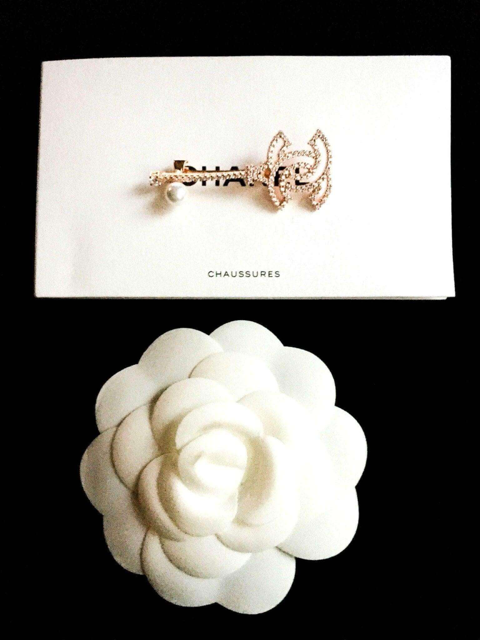 Chanel brooch 925 sterling silver with sparkling zirconia stones and pearl elegant vintage jewelry accessory