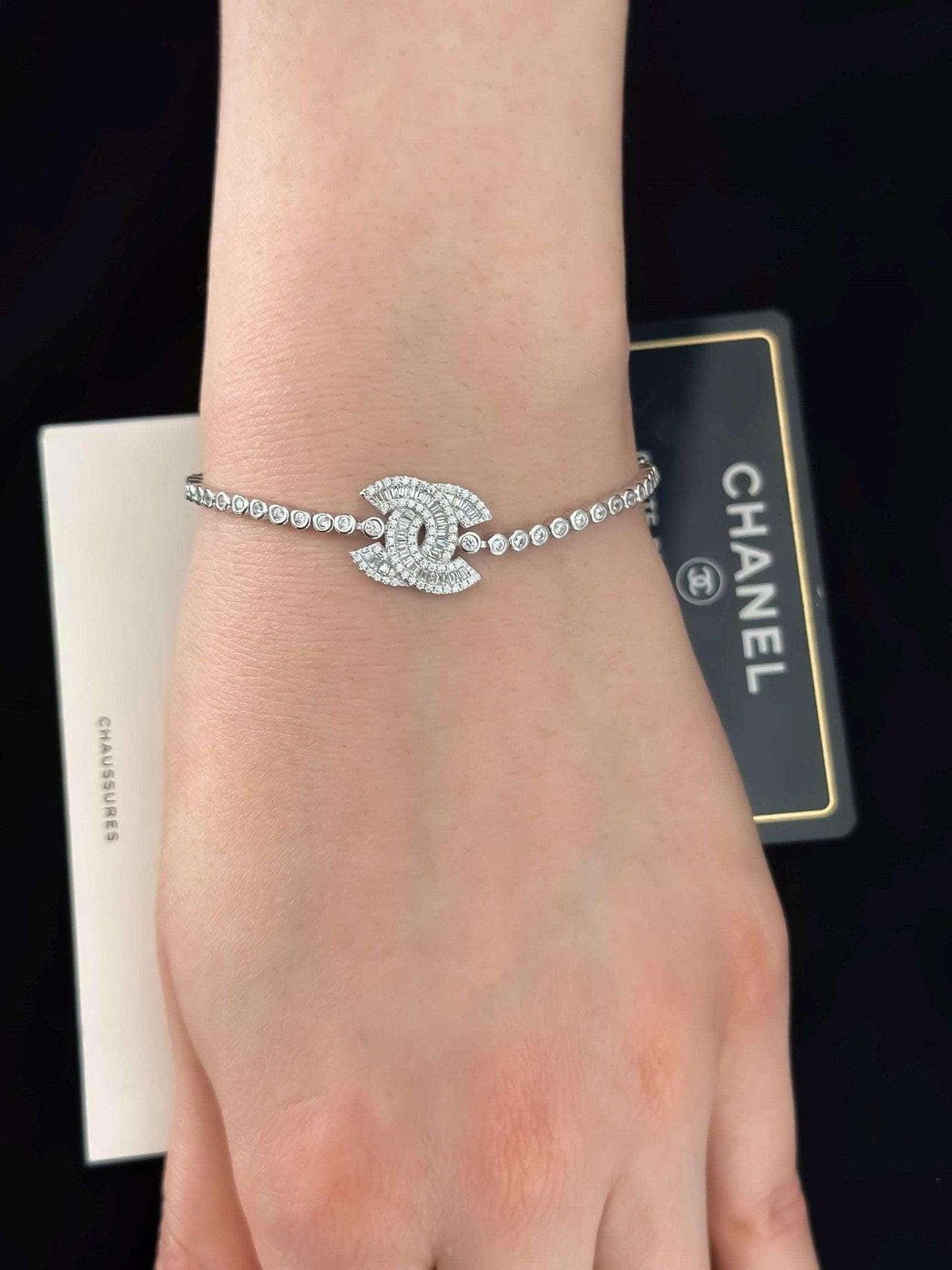 Exquisite 925 Sterling Silver Chanel Bracelet with Brilliant White Zircon Stone - Timeless Elegance