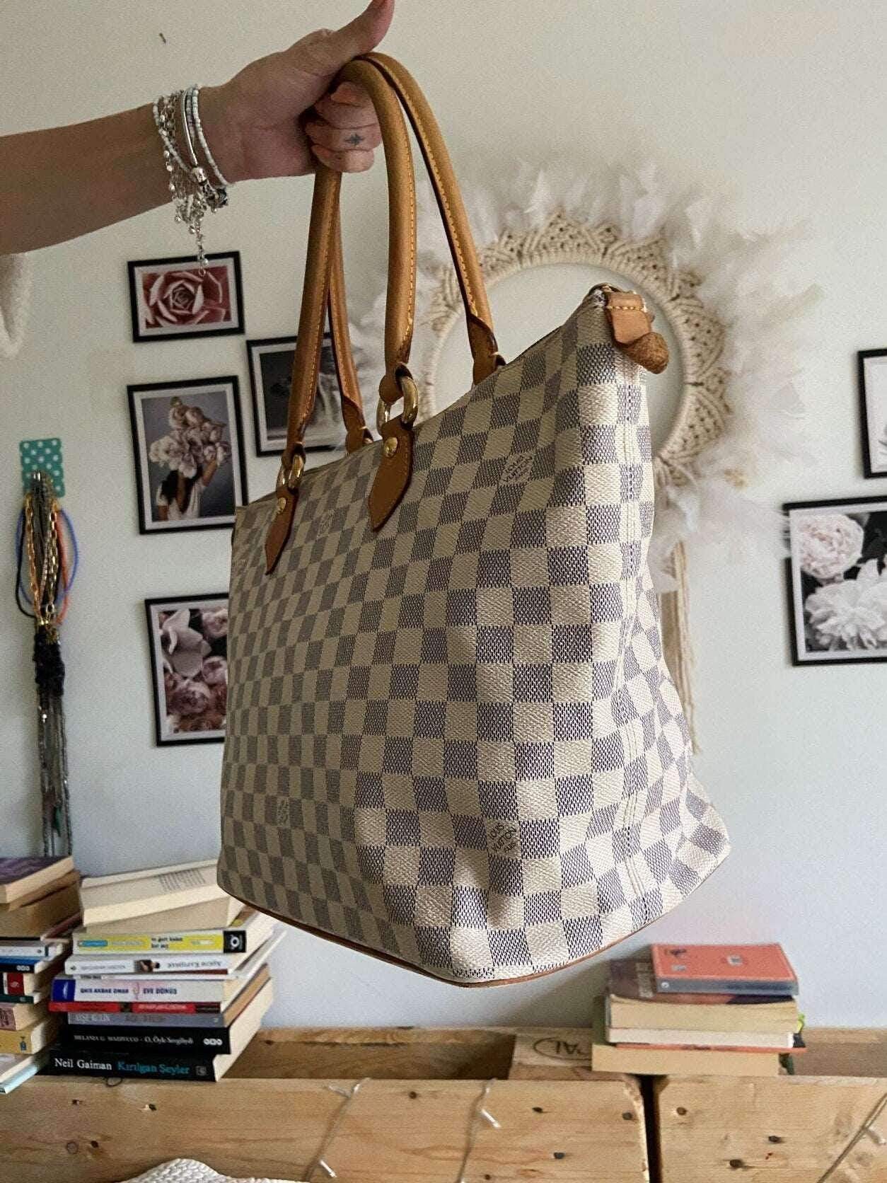 Louis Vuitton Damier Azur Saleya MM tote bag with leather handles in excellent vintage condition