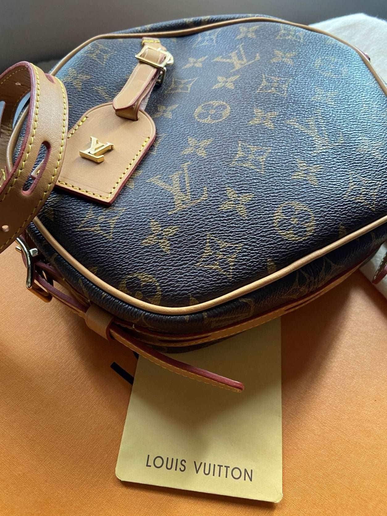 Louis Vuitton BOITE CHAPEAU SOUPLE Mm Handbag LVV - Tracesilver