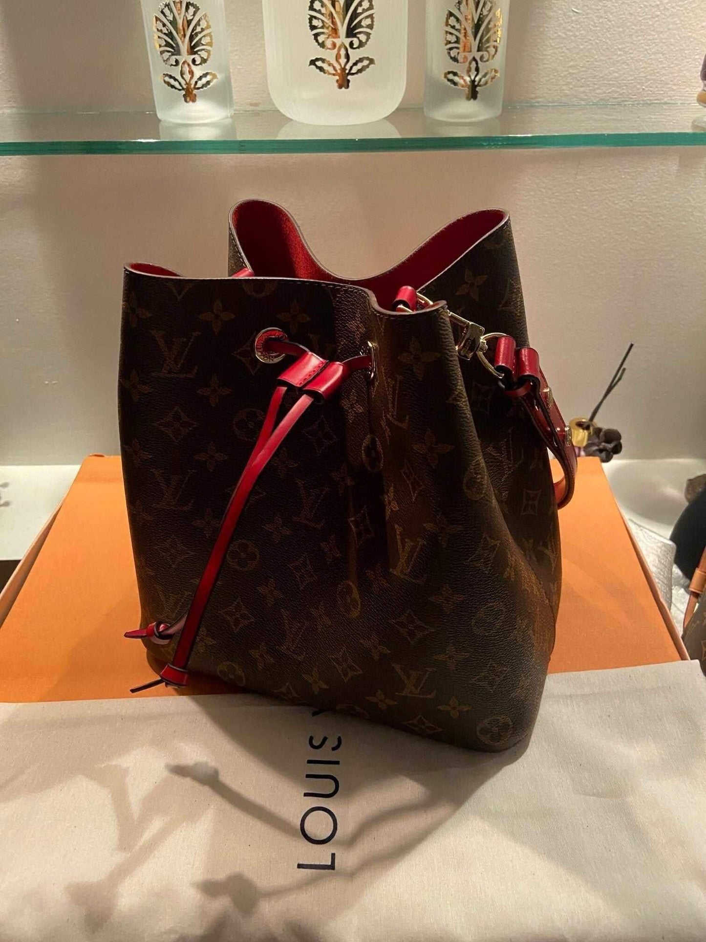 Louis Vuitton Monogram Poppy NÉONOÉ Handbag For Women LVV - Tracesilver