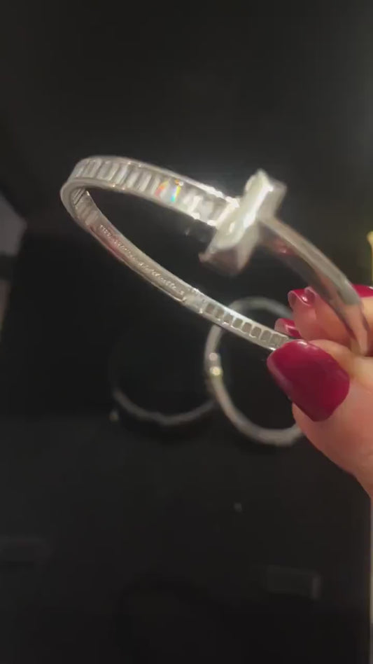Tiffany&Co. T T1 Narrow Diamond Hinged Bangle 925 Sterling Silver Bracelet