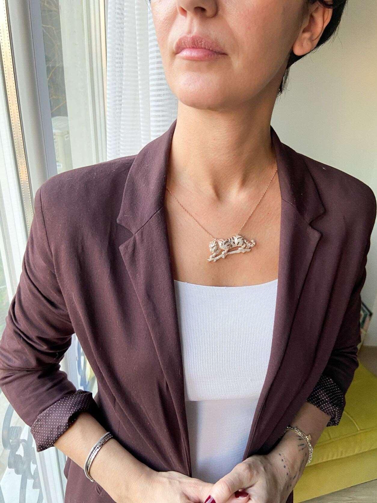 Champagne Color Leopard Custom Desing Necklace, Handmade Nacre Working Jewelry Leopard Pendant For Her - Tracesilver
