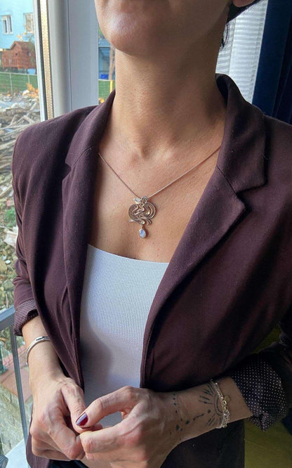 Custom Design Family Moonstone Necklace For Women, 925 Sterling Silver Moonstone Family Pendant Jewelry For Her, Family Jewelry Necklace - Tracesilver