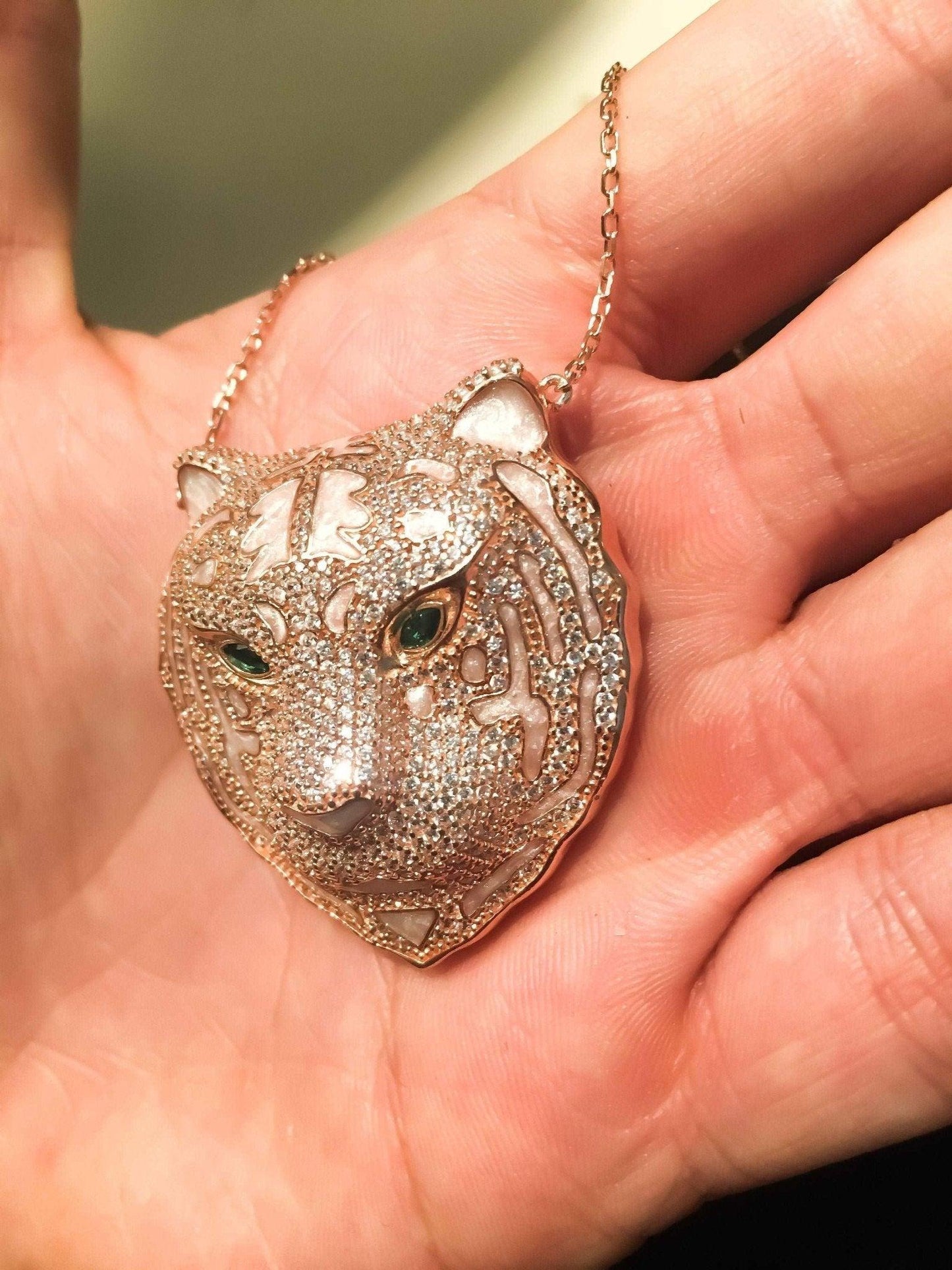 Emerald Eye Rose Gold Leopard Head Zircon Stone 925 Sterling Silver Custom Desing Necklace, Handmade Nacre Working Jewelry Leopard Pendant - Tracesilver
