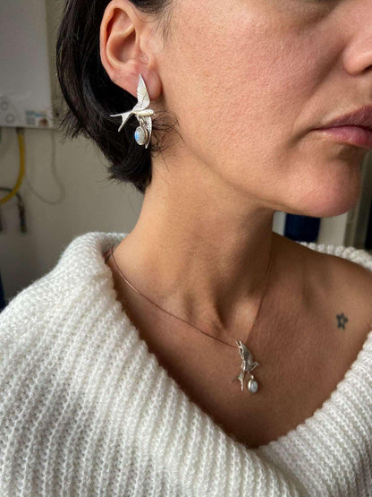 Moonstone Silver Sparrow Necklace, 925 Sterling Silver Handmade Sparrow Jewelry Pendant, Silver Sparrow MoonGemstone Bird Necklace - Tracesilver