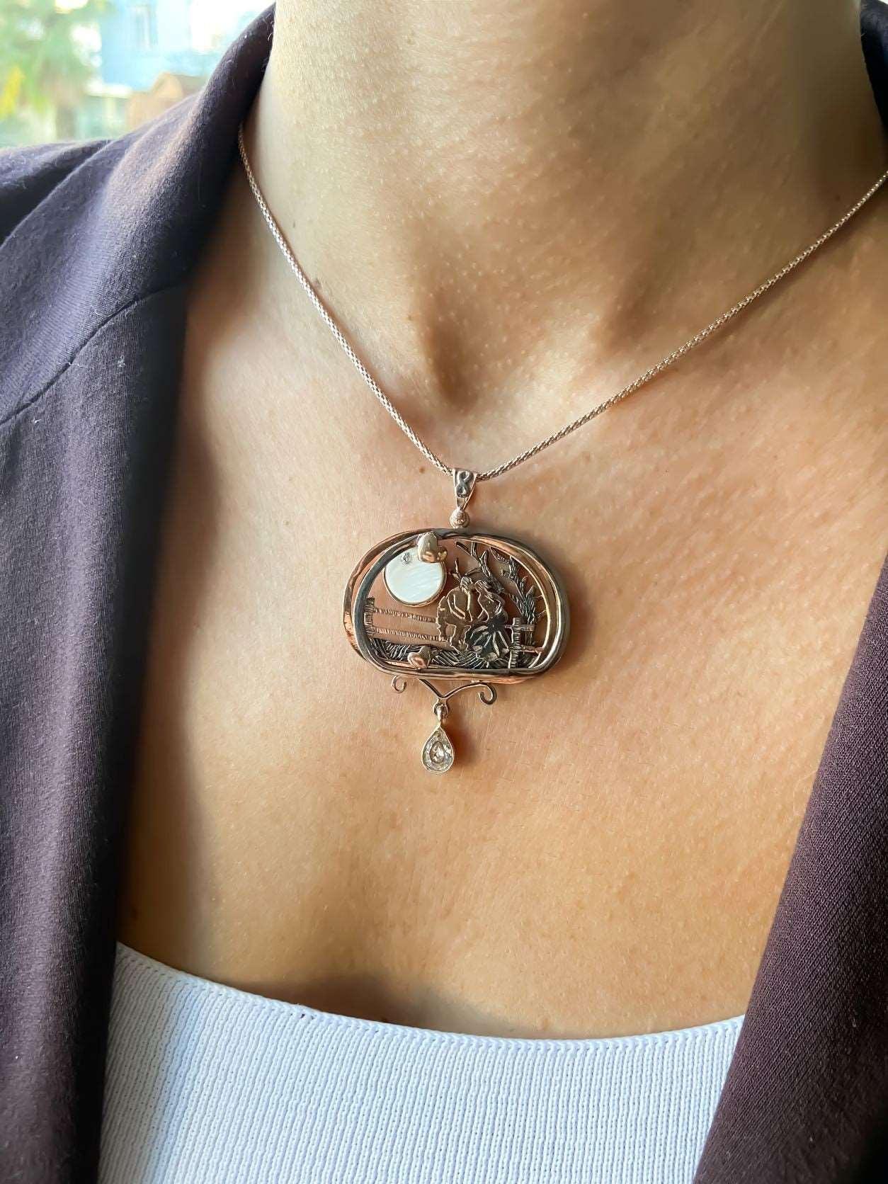 Moving Couple Zircon Stone Pendant - Tracesilver