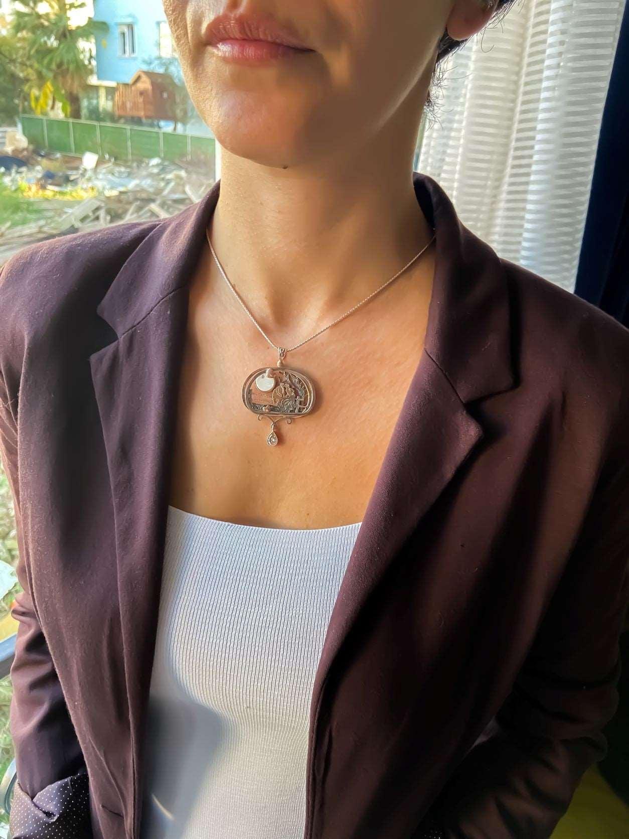 Moving Couple Zircon Stone Pendant - Tracesilver